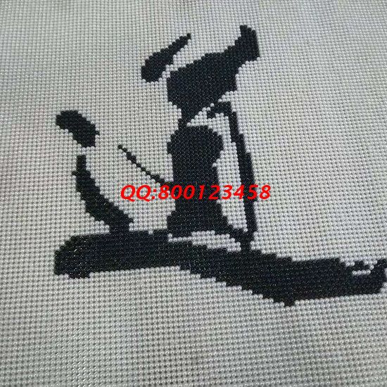 9月3日，做好珠繡外發(fā)手工活，在家做手工活掙錢，加工人員要做到這幾點(diǎn)。圖為勵(lì)志珠珠繡成品細(xì)節(jié)實(shí)拍