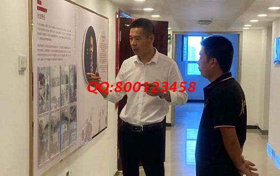 9月5日，實地考察、詳細了解，這個拿回家做的手工活讓人放心，在家足不出戶做勵志珠珠繡手工能掙錢，圖為手工之家接待考察合作加工客戶剪影