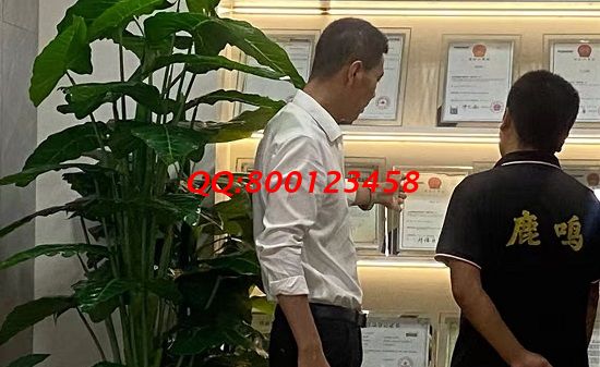 9月5日，實地考察、詳細了解，這個拿回家做的手工活讓人放心，在家足不出戶做勵志珠珠繡手工能掙錢，圖為手工之家接待考察合作加工客戶剪影