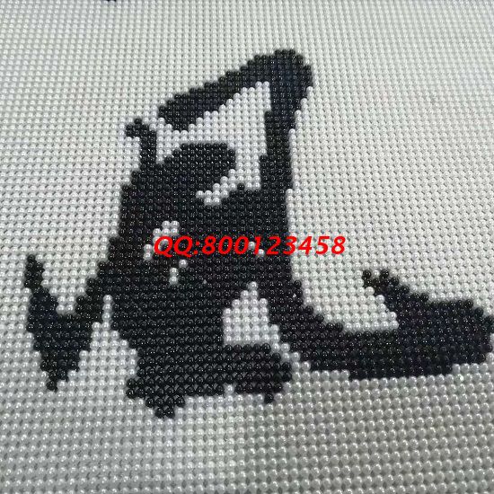 9月6日，選手工之家的勵志珠珠繡外發(fā)手工活，因為大家都了解這個手工活外發(fā)加工企業(yè)正規(guī)可靠，圖為勵志珠珠繡成品細(xì)節(jié)實拍