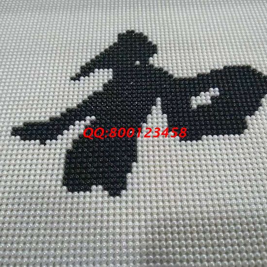 9月6日，選手工之家的勵志珠珠繡外發(fā)手工活，因為大家都了解這個手工活外發(fā)加工企業(yè)正規(guī)可靠，圖為勵志珠珠繡成品細(xì)節(jié)實拍