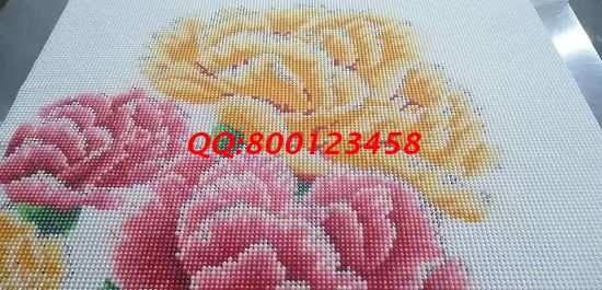 9月27日，可以寄到家做的手工活，足不出戶在家掙錢的好選擇，就選正規(guī)廠家手工之家，圖為勵(lì)志珠珠繡成品細(xì)節(jié)實(shí)拍