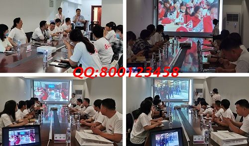 10月11日，想接正規(guī)廠家的手工活，找拿回家做的手工活，看好這兩點(diǎn)，可以放心選擇了，圖為手工之家優(yōu)秀繡娘往期培訓(xùn)會剪影