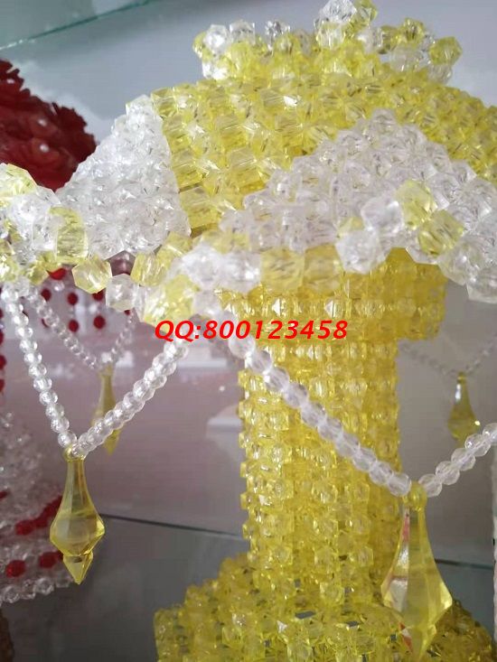 10月20日，發(fā)展前景好，拿回家做的手工活，非遺項(xiàng)目珠繡外發(fā)手工活加工項(xiàng)目很受歡迎，圖為勵志珠珠繡串珠成品實(shí)拍