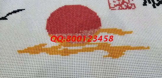 11月25日，想做手工之家的珠繡手工活代理加工項目，這個可以在家做的手工活很滿意，每次會領多少加工材料？圖為勵志珠珠繡成品細節(jié)實拍