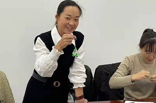 好好學(xué)、好好做，就會(huì)有收獲！ --- ---記手工之家各級(jí)代理技術(shù)培訓(xùn)優(yōu)秀學(xué)員申女士