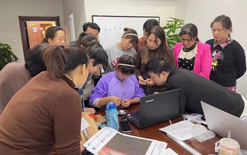 有想法、有行動，就會越來越好 --- --- 記手工之家各級代理技術(shù)培訓(xùn)優(yōu)秀學(xué)員湖北李先生