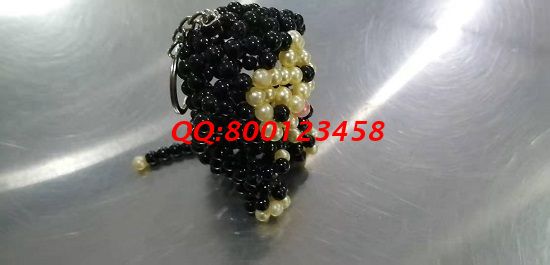 11月5日，想接正規(guī)廠家的手工活，這個(gè)手工活外發(fā)加工項(xiàng)目都要簽訂正規(guī)合同，圖為勵(lì)志珠珠繡串珠飾品實(shí)拍