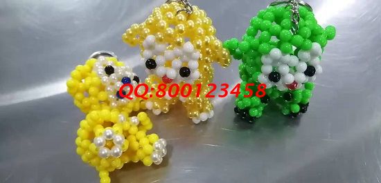 11月5日，想接正規(guī)廠家的手工活，這個(gè)手工活外發(fā)加工項(xiàng)目都要簽訂正規(guī)合同，圖為勵(lì)志珠珠繡串珠飾品實(shí)拍