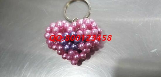 11月22日，想接正規(guī)廠家的手工活，可以寄到家做的手工活，就選有多種優(yōu)勢的手工之家，圖為勵志珠珠繡串珠（小飾品）成品實拍