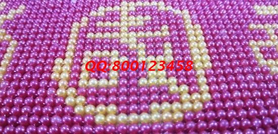 11月27日，想接正規(guī)廠家的手工活，拿回家做的手工活，就選手工老企業(yè)手工之家，圖為勵(lì)志珠珠繡成品細(xì)節(jié)實(shí)拍