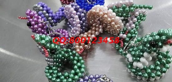 12月2日，想在家做手工活掙錢(qián)，想選擇手工之家的勵(lì)志珠珠繡，材料方面的政策很完善，可以放心選擇，圖為勵(lì)志珠珠繡串珠產(chǎn)品實(shí)拍(圖5)