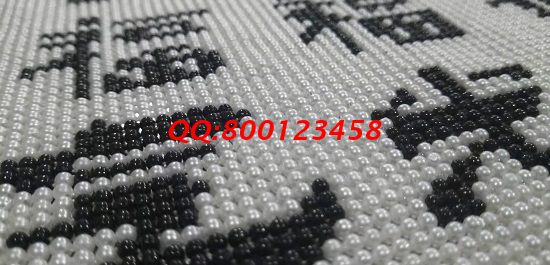 12月14日，年終歲末，找手工活做，在家做手工活掙錢，這個寄到家做的手工活外發(fā)加工項目很不錯，圖為勵志珠珠繡成品細(xì)節(jié)實拍(圖3)