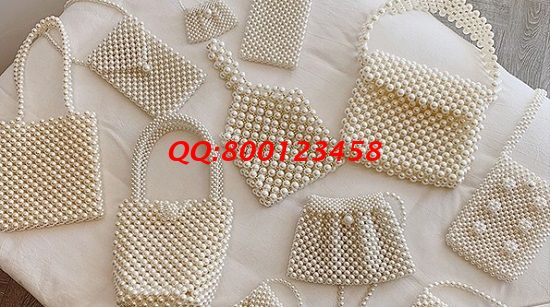 1月23日，在家做手工活掙錢，拿回家做的手工活，越來越多人選擇手工之家的外發(fā)手工活加工項(xiàng)目，圖為勵(lì)志珠珠繡串珠成品實(shí)拍