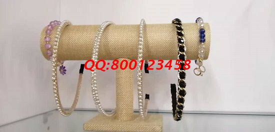 1月26日，手工活外發(fā)回收，可以帶回家做的手工活，很多人在家做手工之家的珠繡串珠手工活，圖為勵(lì)志珠珠繡串珠成品新品（發(fā)卡系列）實(shí)拍