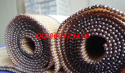 1月29日，想接正規(guī)廠家的手工活，把手工活拿回家做，大家對手工之家的珠繡串珠材料、產品、服務都滿意，圖為勵志珠珠繡成品細節(jié)實拍