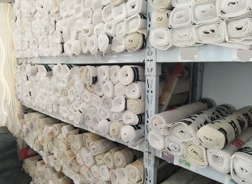 3月14日，純手工活外發(fā)加工，驗收入庫及時、標準明確，十多年的手工企業(yè)手工之家的手工活外發(fā)加工項目讓人放心，圖為倉儲部兩個倉庫日常剪影