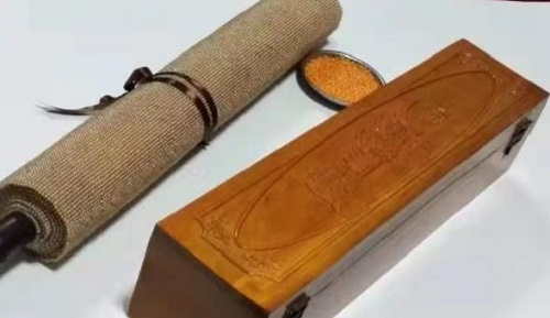 3月21日，可以在家做的手工活，真實可靠的手工活加工，手工之家對加工人員有一些要求，圖為勵志珠珠繡串珠手工產品實拍