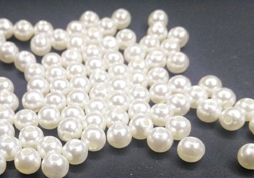 3月28日，手工活加工，手工活外發(fā)，做手工之家的純手工活外發(fā)加工項(xiàng)目該如何提高收入，圖為勵(lì)志珠珠繡手工繡珠剪影