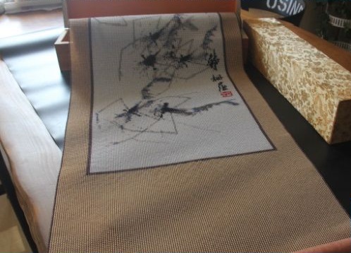 4月1日，手工活在家兼職也能干，這個拿回家做的手工活的珠繡產(chǎn)品怎么用？圖為勵志珠珠繡串珠手工（一款）成品外包裝剪影