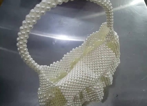 仿珍珠發(fā)卡，仿珍珠包，又能裝扮又能賺錢的串珠手工活項(xiàng)目(圖2)