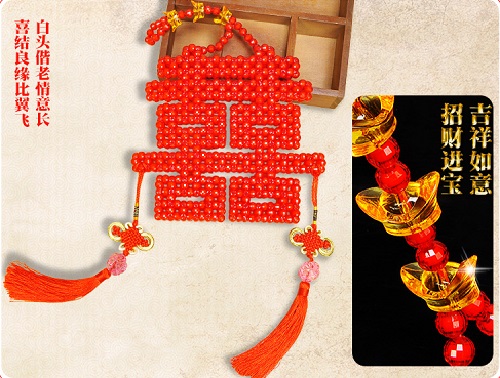 5月5日，手工活外發(fā)加工正規(guī)的廠家，可靠的手工活外發(fā)，手工之家與加工人員一起逐夢(mèng)，圖為勵(lì)志珠珠繡串珠手工產(chǎn)品剪影
