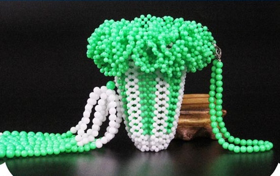 5月24日，可以在家做的手工活，可靠的手工活外發(fā)，做手工之家的珠繡手工活，收入怎么樣？圖為勵志珠珠繡串珠手工產(chǎn)品剪影