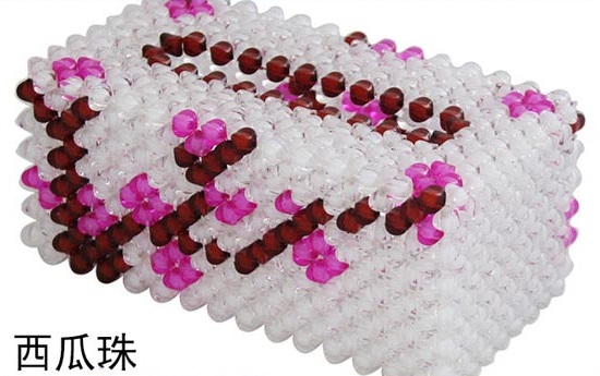 5月28日，手工活接單平臺，正規(guī)供料的手工活，珍惜珠繡外發(fā)手工活，珍惜合作，圖為珠繡串珠（紙抽盒）手工成品剪影