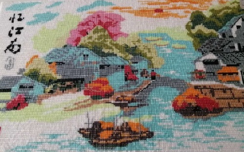 5月29日，正規(guī)手工活大批量外發(fā)加工，帶回家做手工活，剛開始做珠繡串珠外發(fā)手工活的什么產(chǎn)品好，圖為勵志珠珠繡純手工產(chǎn)品剪影