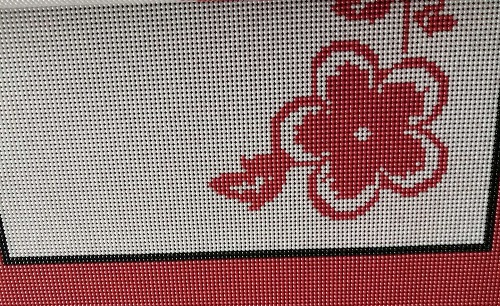 5月30日，可以在家做的手工活，加工活外放的正規(guī)公司，加工和銷售對(duì)手工之家來說是兩條線，圖為勵(lì)志珠珠繡手工產(chǎn)品剪影