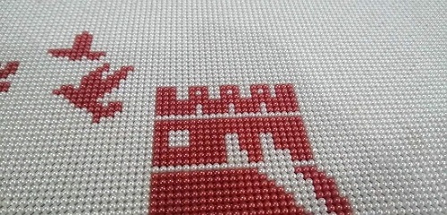 6月4日，拿回家做的手工活，在家兼職手工活，手工之家的珠繡串珠手工相互促進(jìn)、良性發(fā)展，圖為勵(lì)志珠珠繡手工產(chǎn)品剪影