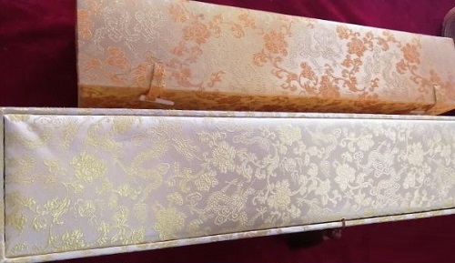 6月25日，可以帶回家做的手工活，純手工活代加工，手工之家長期穩(wěn)定，長期合作，圖為勵(lì)志珠珠繡手工產(chǎn)品剪影