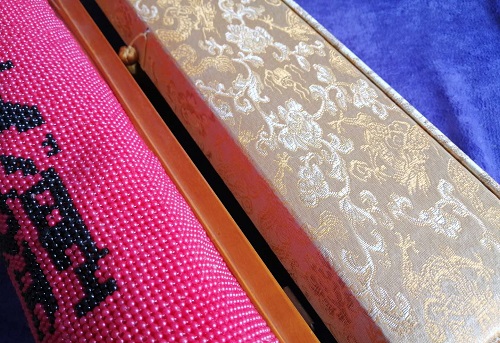 7月14日，可靠的手工活外發(fā)，拿回家做的手工活大批，非遺珠繡手工事業(yè)與手工之家企業(yè)是相輔相成的，圖為勵(lì)志珠珠繡手工產(chǎn)品剪影