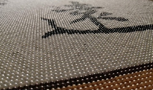 8月2日，拿回家做的手工活，手工串珠兼職，時間長、歷史久對于手工之家來說，是證明，也是一種實(shí)力，圖為勵志珠珠繡串珠手工產(chǎn)品剪影