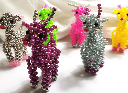 在家做外發(fā)加工手工活一年四季天天有活兒干嗎?(圖1)