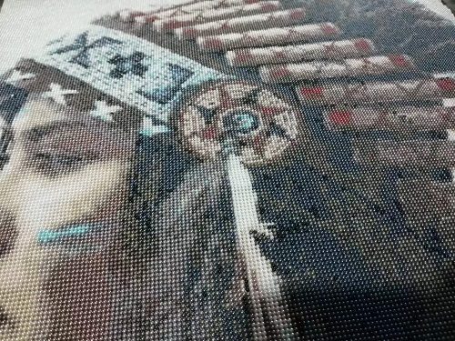 9月19日，手工外包發(fā)布平臺，農(nóng)村手工活加工項目，想在手工之家做手工活掙錢，大家就要動起來，圖為勵志珠珠繡手工產(chǎn)品細節(jié)剪影