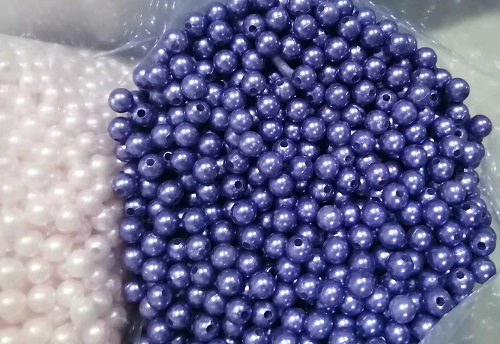 9月24日，想接正規(guī)廠家的手工活，手工活外發(fā)加工項目，大家信任和支持手工之家，企業(yè)、手工、服務(wù)都受歡迎，圖為勵志珠珠繡一款繡珠材料剪影