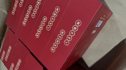 9月27日，純手工活外發(fā)加工項(xiàng)目，手工加工回收項(xiàng)目，讓產(chǎn)品合格，手工之家注重前期培訓(xùn)、驗(yàn)收標(biāo)準(zhǔn)明確，圖為勵(lì)志珠珠繡串珠手工材料發(fā)貨剪影