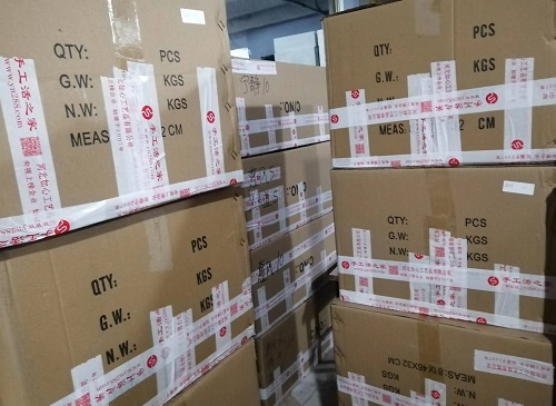 9月30日，想接正規(guī)廠家的手工活，手工活外發(fā)加工項(xiàng)目，很多人選擇手工之家手工創(chuàng)業(yè)成功，圖為勵(lì)志珠珠繡串珠手工材料倉庫備貨剪影