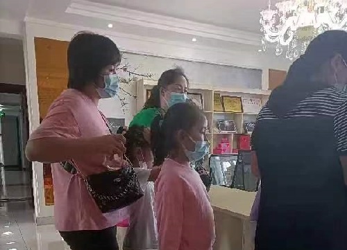 有夢走未來，大山擋不住