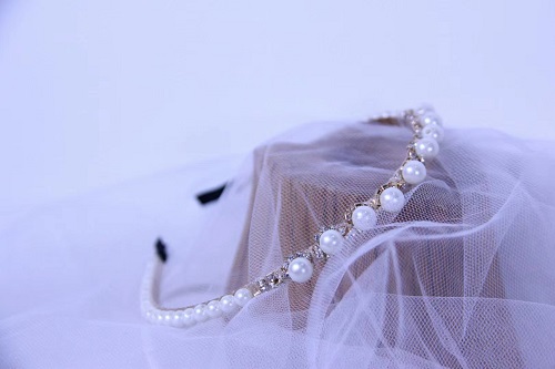 10月22日，手工創(chuàng)業(yè)項目，加工材料郵寄到家，手工之家這樣服務，信譽也好，圖為勵志珠珠繡串珠手工產(chǎn)品剪影