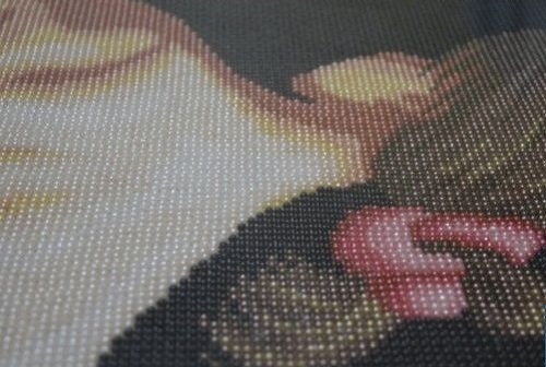 11月3日，帶回家做的手工項(xiàng)目，靈活就業(yè)串珠手工，手工之家的手工事業(yè)發(fā)展前景好所以受歡迎，圖為勵(lì)志珠珠繡串珠手工產(chǎn)品細(xì)節(jié)剪影