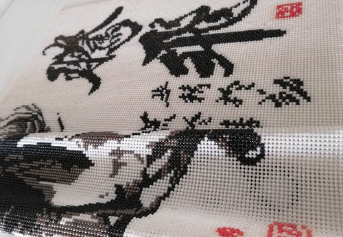 11月7日，老年人在家能做的兼職，串珠手工兼職，手工之家的珠繡串珠副業(yè)長期穩(wěn)定，圖為勵志珠珠繡串珠手工產(chǎn)品剪影