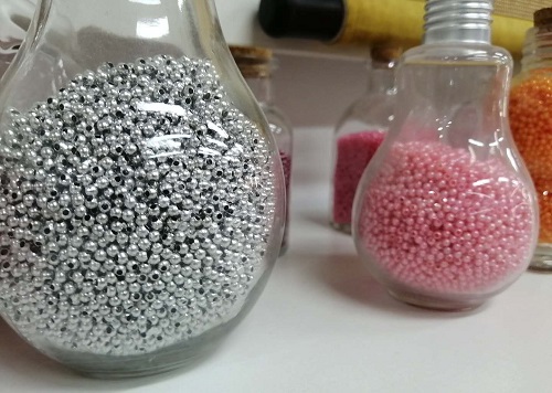 11月26日，手工加工回收項(xiàng)目，想接正規(guī)廠家的手工，手工之家的手工事業(yè)是全面發(fā)展、真實(shí)可靠的，圖為勵志珠珠繡串珠手工材料剪影