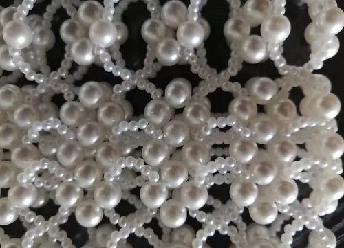 12月8日，手工加工回收項(xiàng)目，居家靈活就業(yè)，剛做手工之家的珠繡手工注意事項(xiàng)，圖為勵(lì)志珠珠繡串珠手工產(chǎn)品剪影