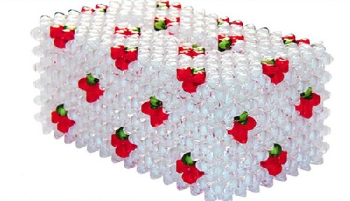 1月27日，想接正規(guī)廠家的手工項目，可靠的串珠手工，手工之家對合作的人員沒有特別的要求是什么意思？圖為勵志珠珠繡串珠手工產(chǎn)品剪影