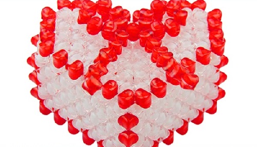 1月28日，靈活就業(yè)好項目，拿回家做的手工項目，手工之家有底氣、講誠信因為真實可靠，圖為勵志珠珠繡串珠手工產(chǎn)品剪影