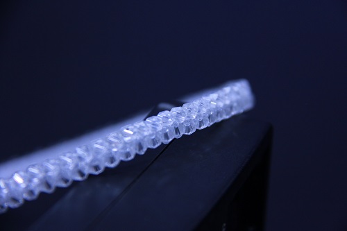 3月11日，拿回家做的手工副業(yè)，在家做手工掙錢，在手工之家，什么人適合做加工和銷售，圖為勵志珠珠繡串珠手工產(chǎn)品剪影