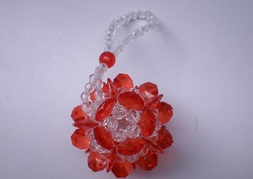 3月27日，純手工加工項(xiàng)目，拿回家做的手工，在手工之家,哪種合作者的收入比較好，圖為勵(lì)志珠珠繡串珠手工產(chǎn)品剪影