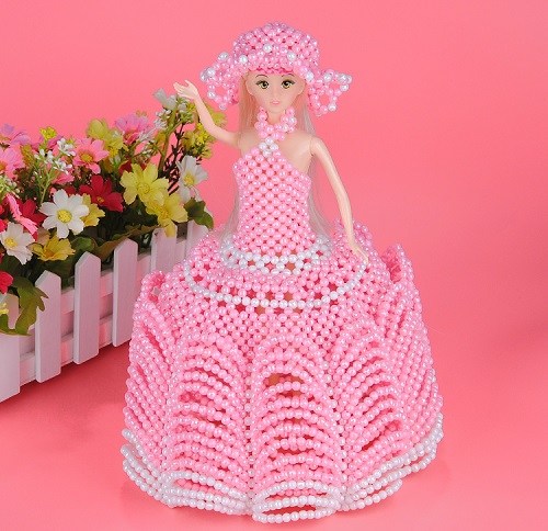 4月5日，手工加工回收項目，居家靈活就業(yè)好副業(yè)，在手工之家的好好做是怎么做？圖為勵志珠珠繡串珠手工產(chǎn)品剪影